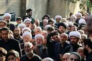 گریه‌های کاظم صدیقی در مراسم تشییع پسرش + ببینید 