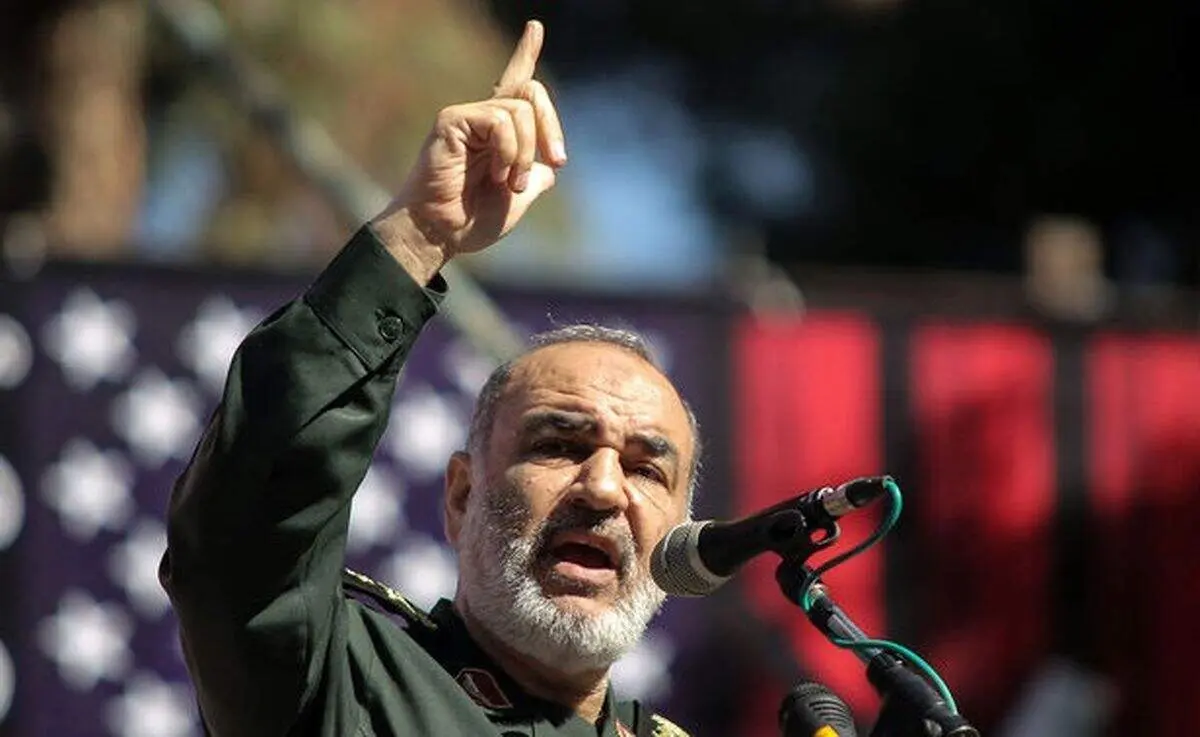 سردار سلامی: یا باید تسلیم شد یا مقتدر ماند، راه وسطی وجود ندارد 
