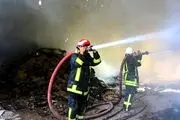 آتش‌سوزی مهیب یک ساختمان تجاری در اردبیل+فیلم