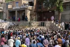 حضور رئیسی در یک روستا 