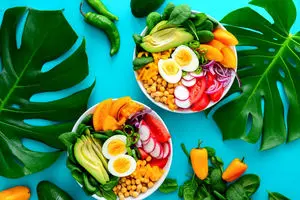 ۴ ماده غذایی که شما را پیر نمی‌کند!