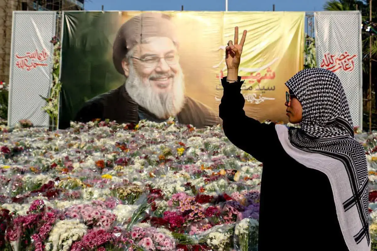 میدان فلسطین گلباران شد + عکس 
