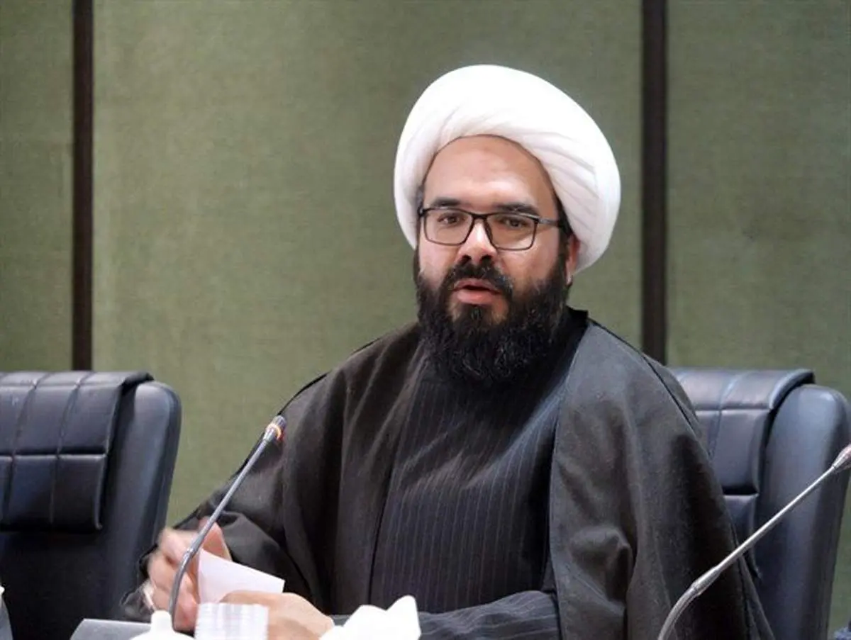 کنایه سنگین نماینده مجلس: پول در کشور زیاد است اما متأسفانه دست کج زیاد داریم