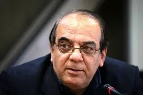 کنایه عباس عبدی به بازگرداندن خانواده علی دایی: خود دانید از ما گفتن