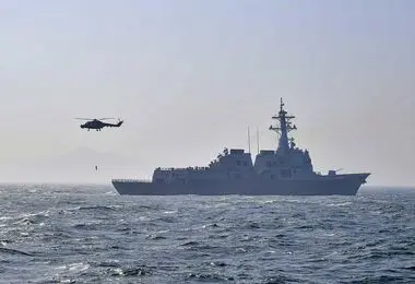 تغییر مسیر یک نفتکش در آب‌های امارات به سمت ایران!