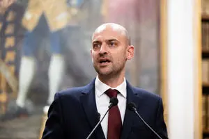 حمایت فرانسه از دیپلماسی با ایران 