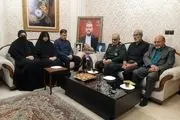 سردار سلامی به منزل حسین امیرعبداللهیان رفت + عکس