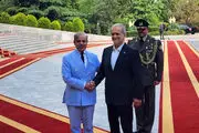 استقبال رسمی رئیس‌جمهور از نخست وزیر پاکستان 