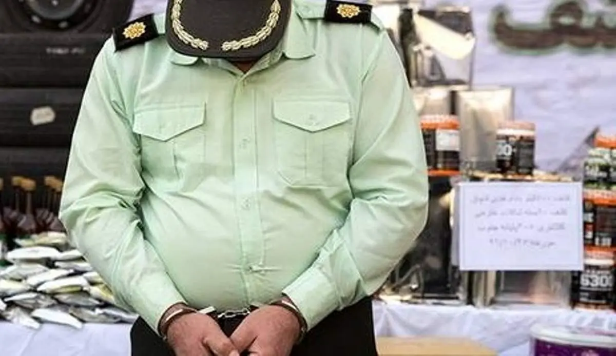 زورگیری ماموران مشکوک با شوکر و اسپری اشک‌آور