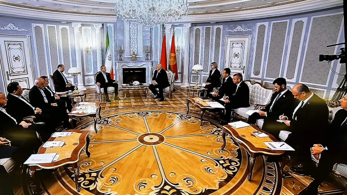 بهترین آرزوهای من را به مقام معظم رهبری تقدیم کنید 
