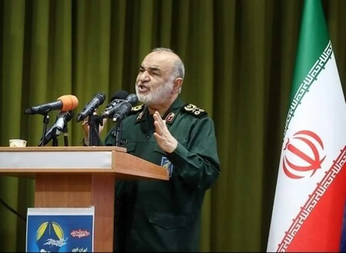 خبر مهم فرمانده ارشد نظامی/ ماهواره نجم به مدار ۴۵۰ کیلومتری با موفقیت به آسمان پرتاب شد