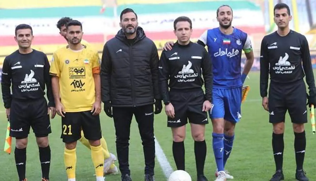 پنالتی سپاهان مقابل استقلال درست بود؟/ نظر جنجالی کارشناس داوری را بخوانید
