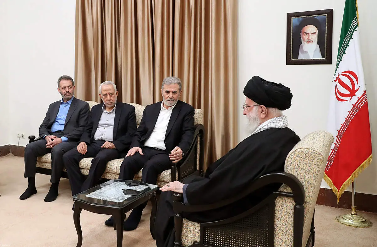 رهبر انقلاب: رژیم اسرائیل قادر به مقابله با نیروهای مقاومت و شکست آنها نیست/ زیاد النَّخالة: آنچه که امروز در غزه در جریان است، در واقع تکرار حادثه کربلا است