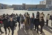 انتقال ۲۱۱ زندانی افغانستانی از ایران به کابل + عکس 