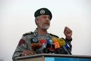 امیر دریادار سیاری: سامانه‌ها، مهمات و تجهیزات زیادی در اختیار یگان‌های ارتش قرار گرفت