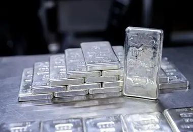 قیمت نقره امروز دوشنبه ۲۰ بهمن ۱۴۰۴ / جدول لحظه ای