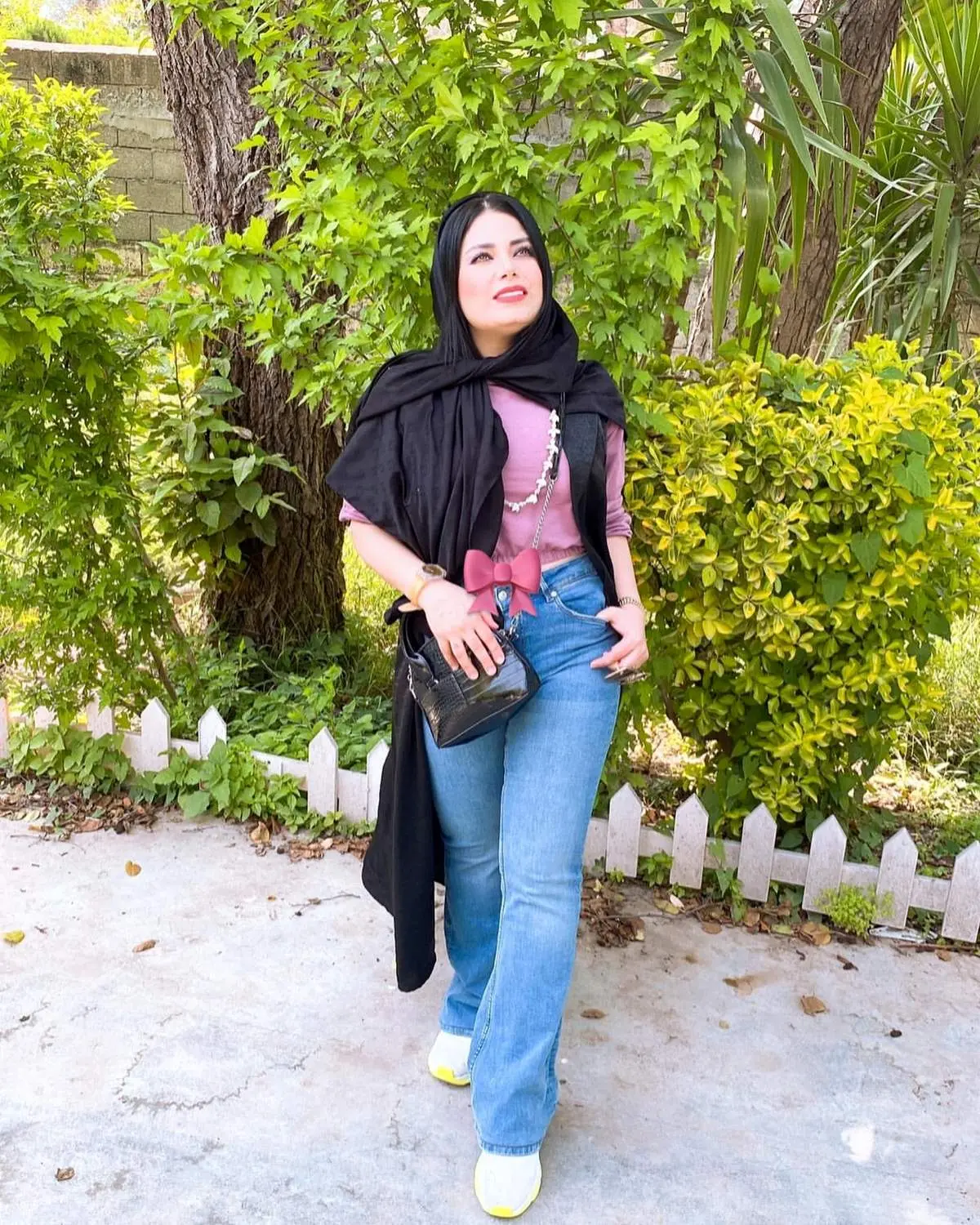 صبا راد هم مثل ریحانه در ترکیه لباسش را درآورد!/ عکس خجالت آور