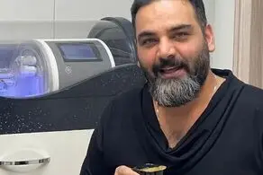 عکس جنجالی از احسان علیخانی با زن جواد عزتی/ تصویر