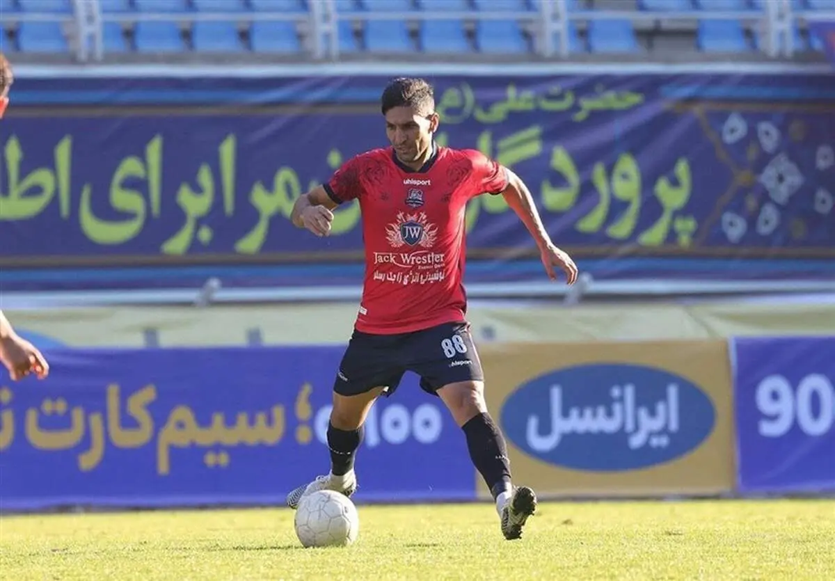 ستاره نساجی دیدار با استقلال را از دست داد