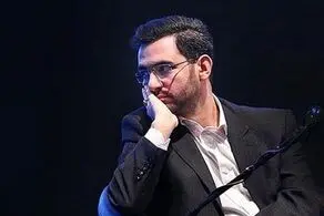 انتقاد آذری جهرمی از عدم تغییر ساعت رسمی: چرا عاقل کند کاری که باز آرد پشیمانی؟ 