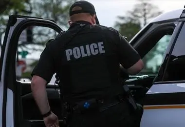 مردی که در حال دویدن بود بازداشت شد 