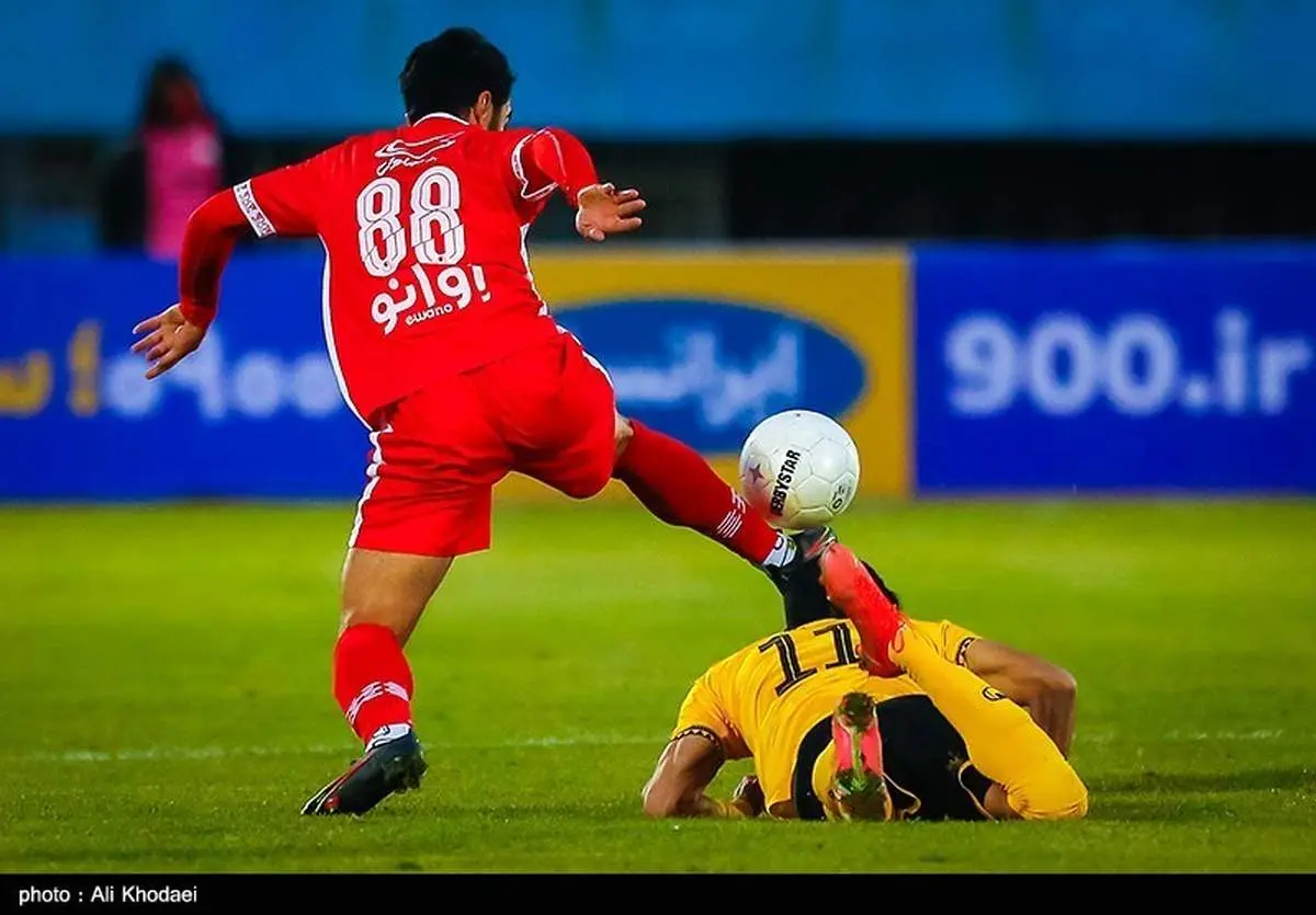 تساوی در الکلاسیکوی سرد و بیروح/ پرسپولیس صدر را به یک استقلالی داد