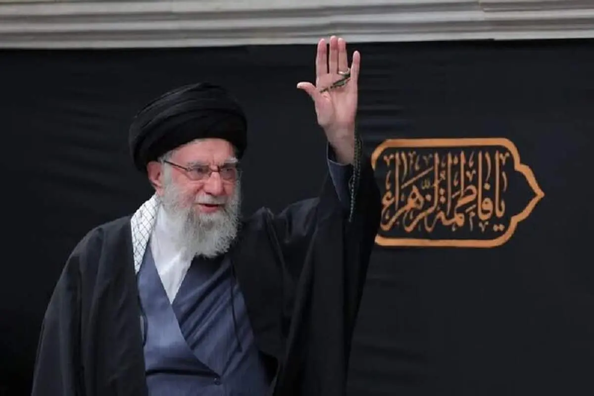 پیکر رهبر شهید تاکنون نه به خاک سپرده شده و نه به ودیعه دفن شده‌ است