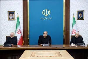 پزشکیان: همه دستگاه‌ها برای حضور مردم در مراسم وداع و تشییع رهبر شهید انقلاب تلاش کنند