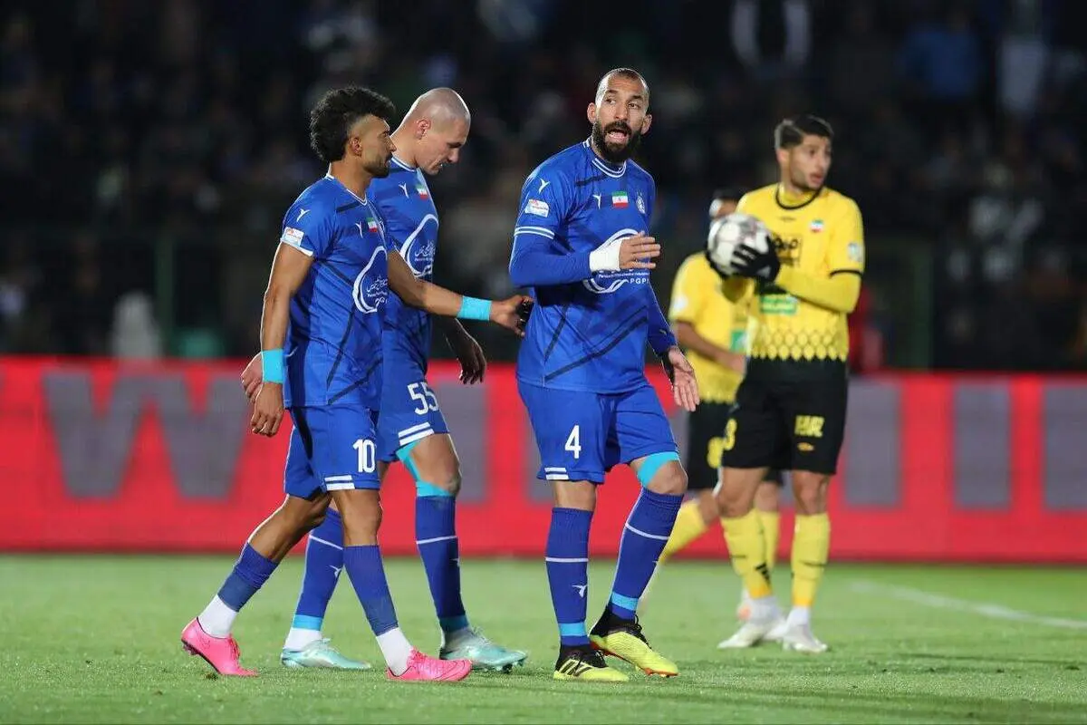 کری‌خوانی سپاهان و پرسپولیس به ضرر استقلال شد