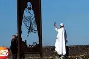 مجسمه قهرمان ملی ساعاتی قبل از افتتاح تخریب شد/ ببینید 