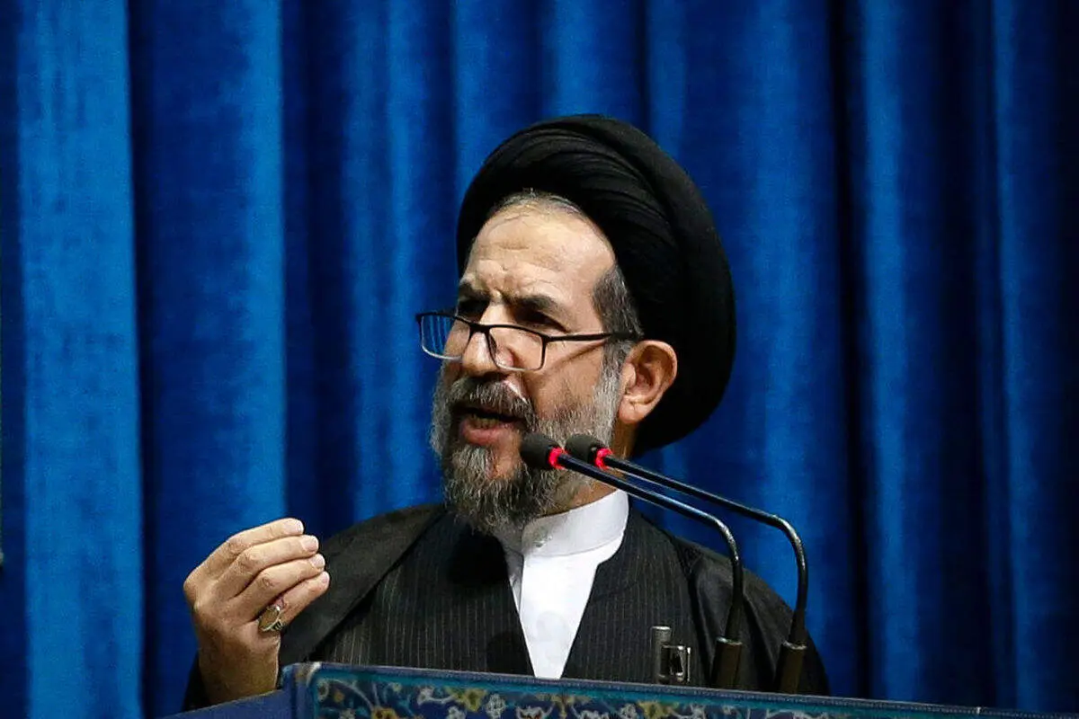 امام جمعه موقت تهران خطاب به مسلمانان: اگر برابر زیاده خواهی غرب و آمریکا نایستید همه‌ شرف و حیثیت شما پایمال می‌شود