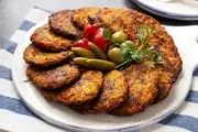 طرز تهیه کوکوی مرغ و پیازچه؛ افطاری خوشمزه و ساده