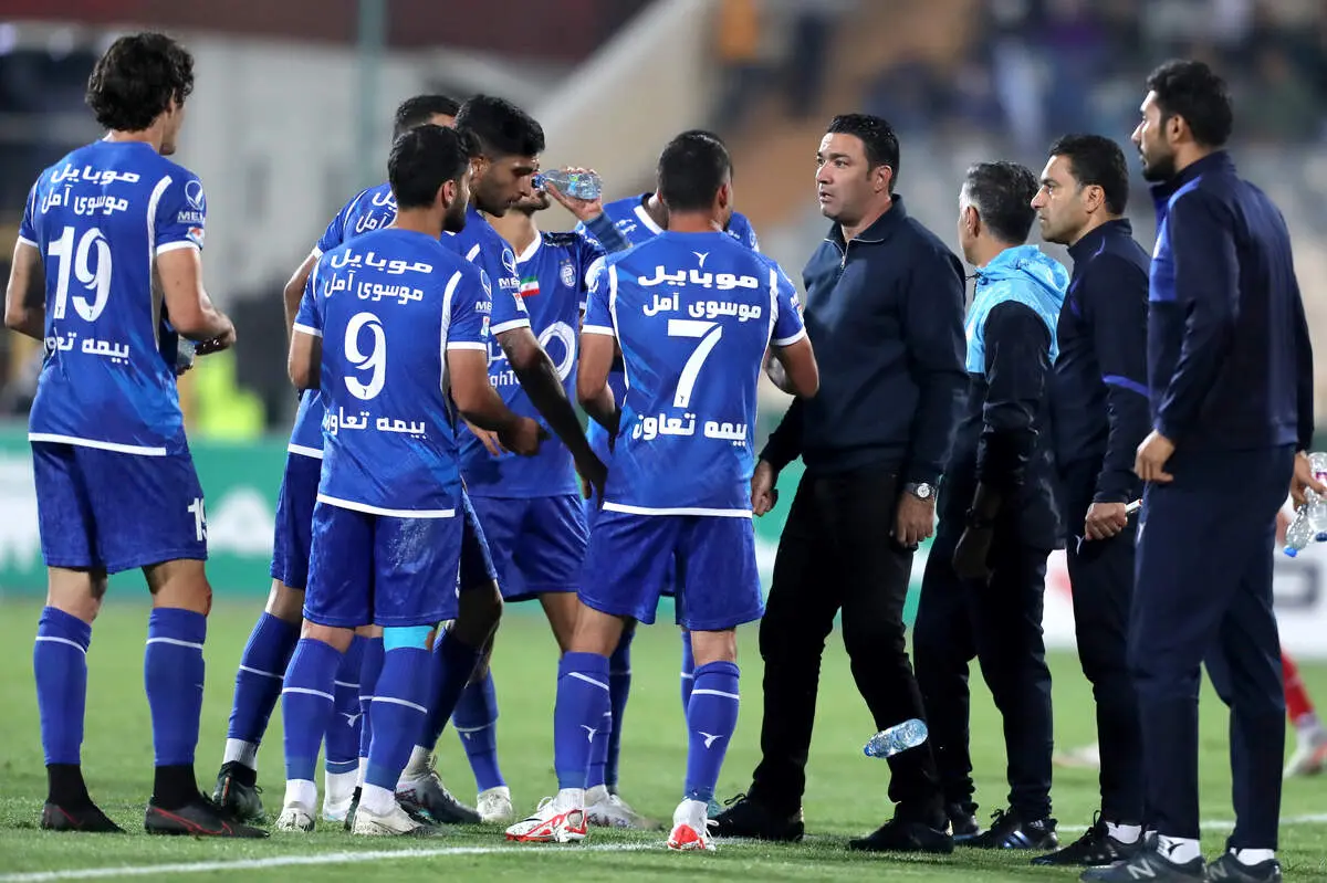 استارت استقلال برای بازی با پدیده لیگ
