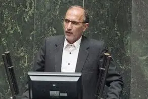 احمدی‌نژاد درباره پروژه آب‌رسانی به همدان ترک فعل کرد/ برای بهره‌برداری از معادن از روشی کم‌ خطر برای محیط زیست استفاده نمی‌شود