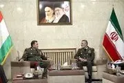 دیدار وزیر دفاع تاجیکستان با فرمانده کل ارتش ایران 