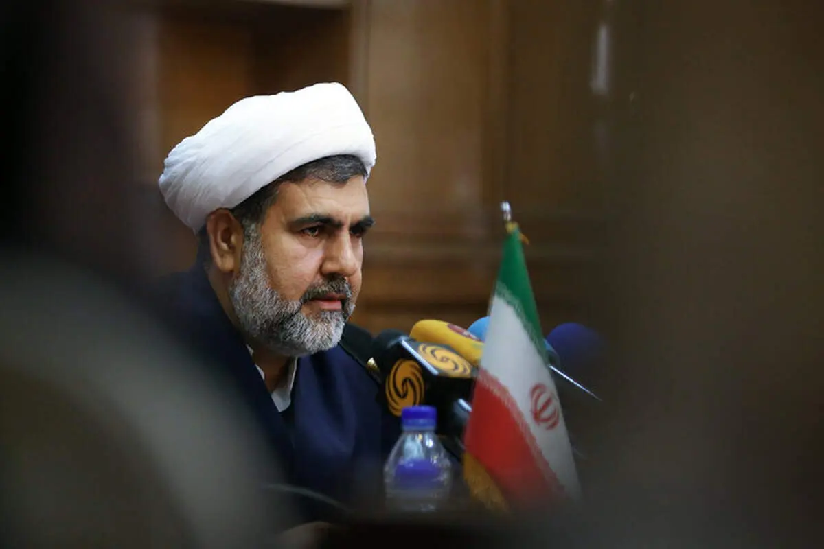 دانشجو با داعشجو فرق می‌کند 