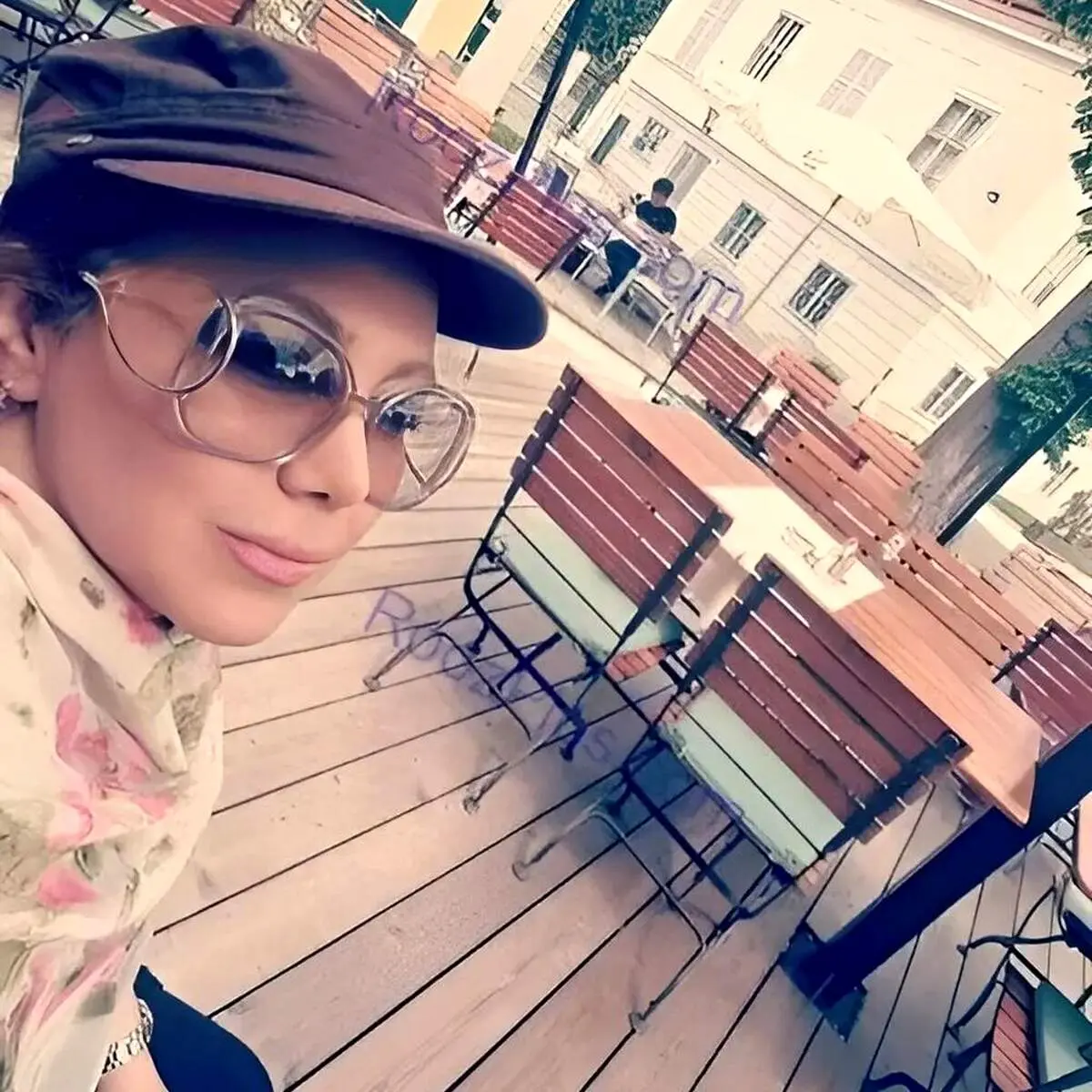 بهنوش بختیاری با آقای مدیرعامل دعوایش شد/ عکس