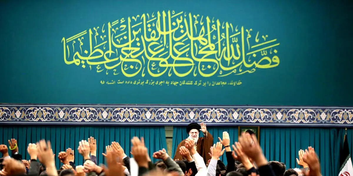 سوریه متعلق به مردم سوریه است کسانی که تعرض کردند یک روزی در مقابل جوانان غیور سوری عقب خواهند رفت/ خونی که در راه حق ریخته شود هدر نمی‌رود