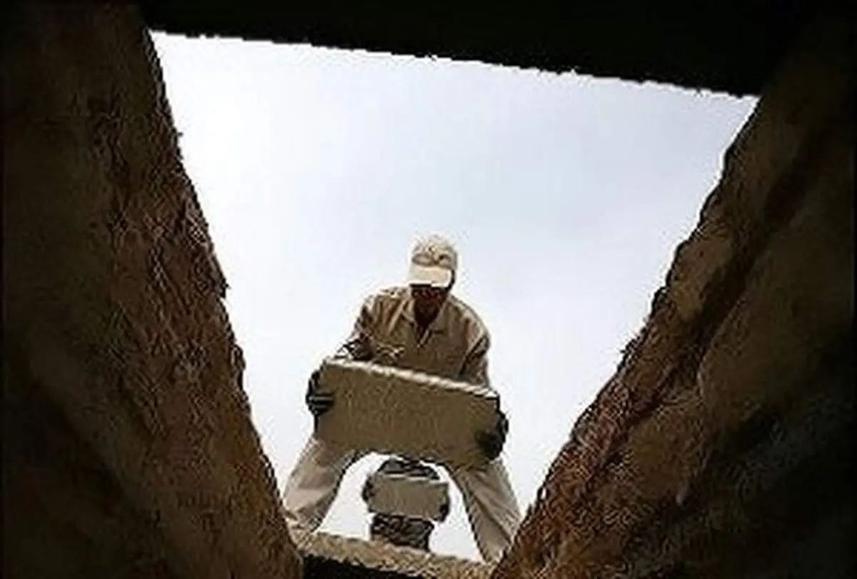 نبش قبر مشهورترین افراد دنیا!