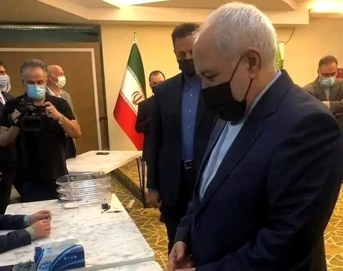وزیر خارجه دولت حسن روحانی رای داد + عکس