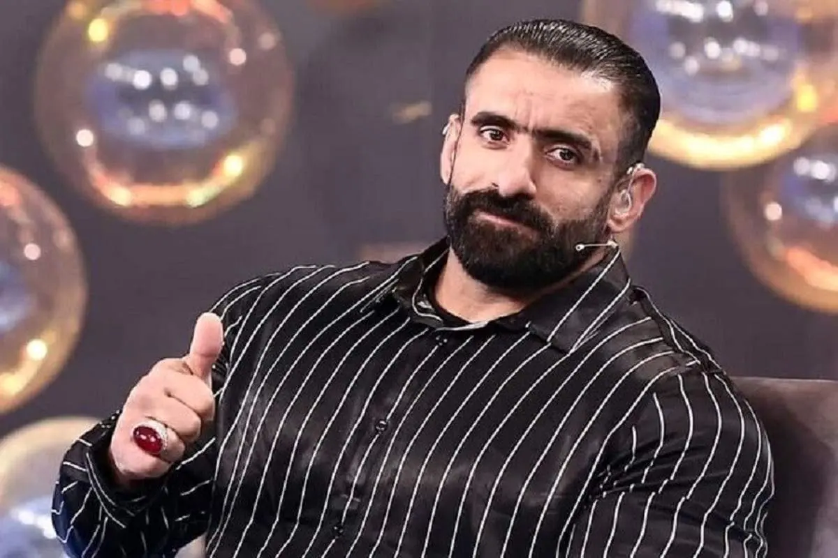 فخرفروشی دختر گرگ ایرانی هم شروع شد/ عکس


