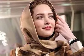 تصویری خاص و پربازدید از تولد 44 سالگی بهنوش طباطبایی در کنار پدر و مادرش