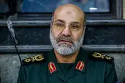 اعطای درجه سرلشکری شهید زاهدی به خانواده وی
