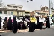 توضیحات مهم پلیس درباره تجمع غیرقانونی ۴۰ روزه مقابل مجلس 