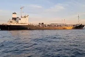 توقیف دو شناور متخلف قاچاق سوخت در خلیج فارس