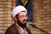 کارشناس مذهبی: مرد وقتی بی حجابی می‌بیند نسبت به خانواده خودش سرد می‌شود+ ببینید 