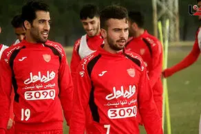 پرسپولیس قرارداد  2 بازیکن قانعش را تمدید می‌کند