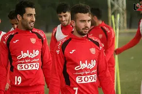 پرسپولیس قرارداد  2 بازیکن قانعش را تمدید می‌کند