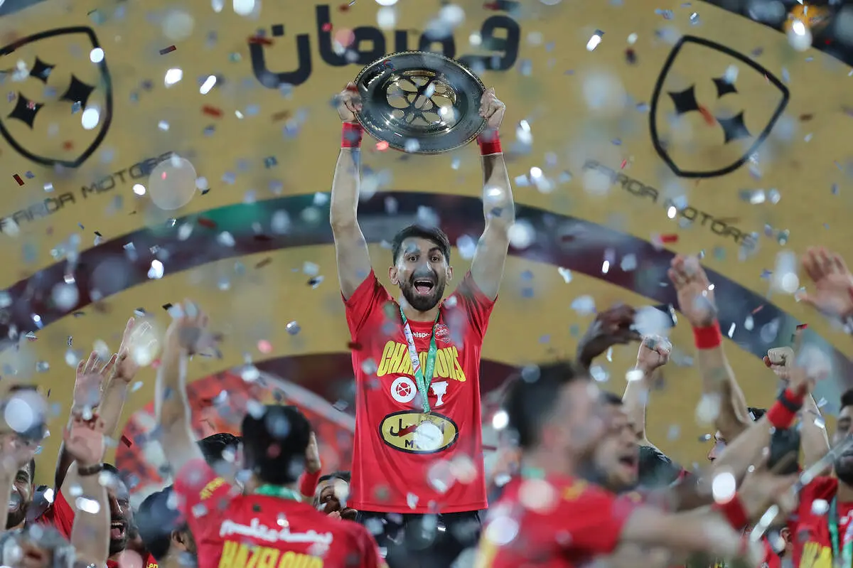 نام بمب اصلی نقل و انتقالات پرسپولیس افشا شد/ قرارداد تا ساعات آینده