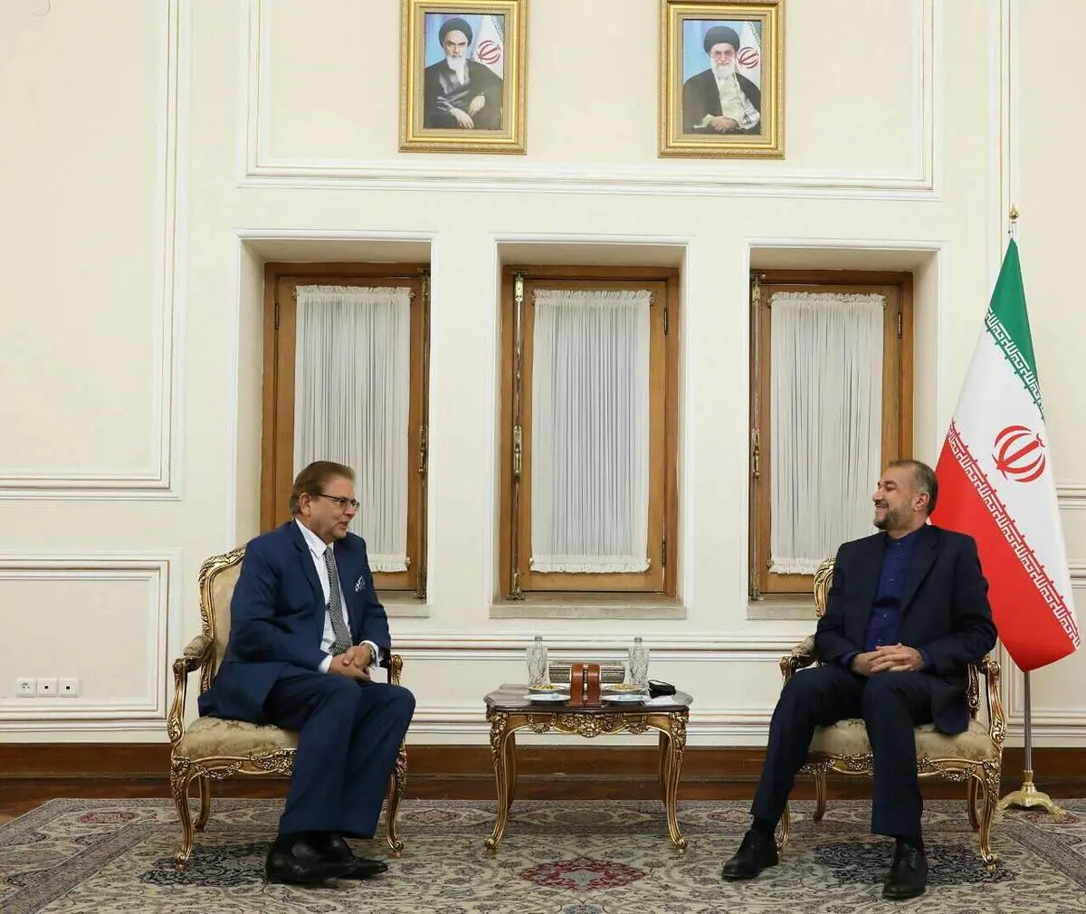 امیرعبداللهیان: بیش از یک و نیم میلیون نفر پس از به قدرت رسیدن طالبان به ایران آمدند